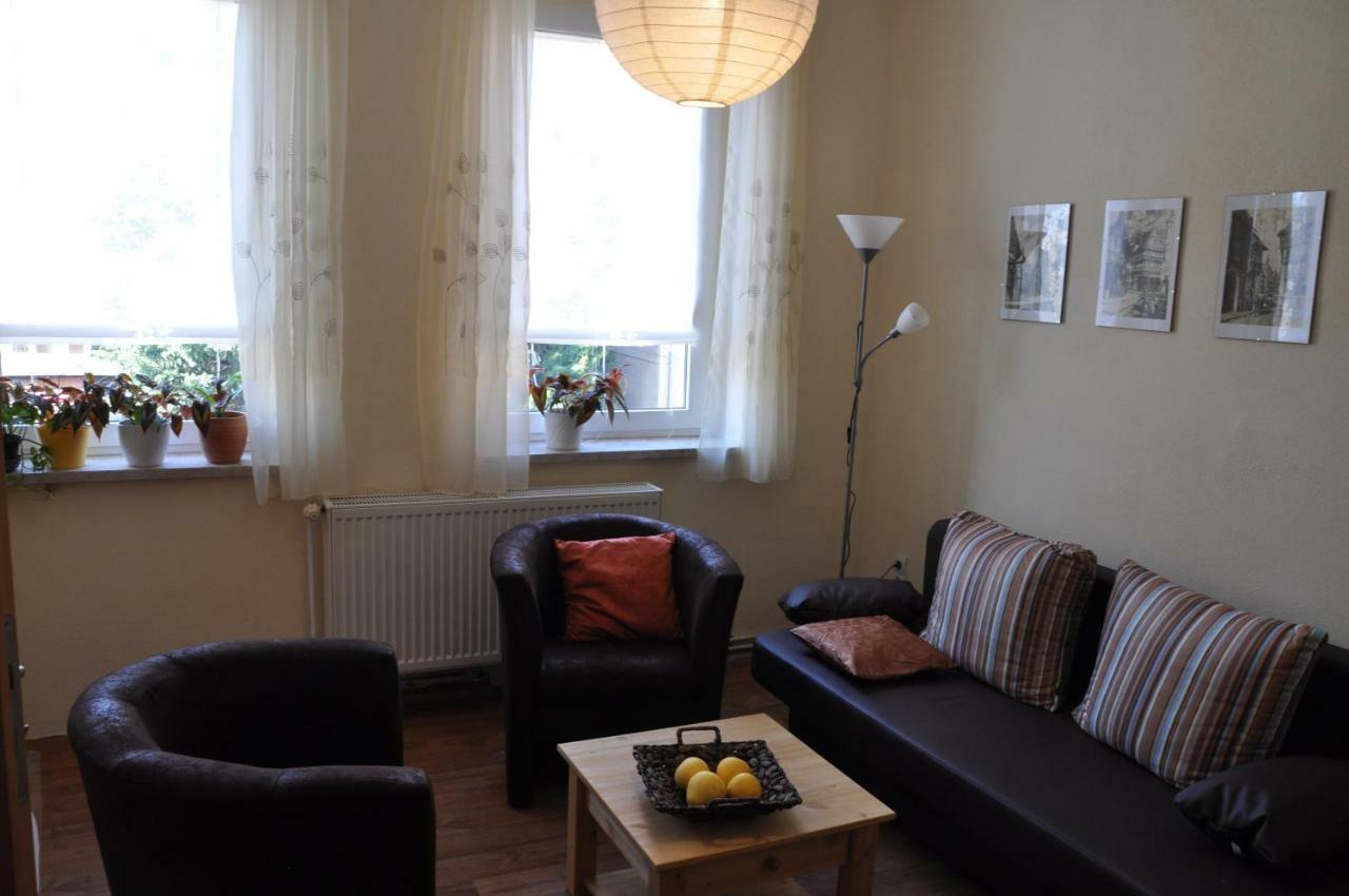 Ferienhaus Alte Tante Apartment Thale Exterior photo